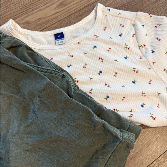 Shirt - Picture 3 of 4